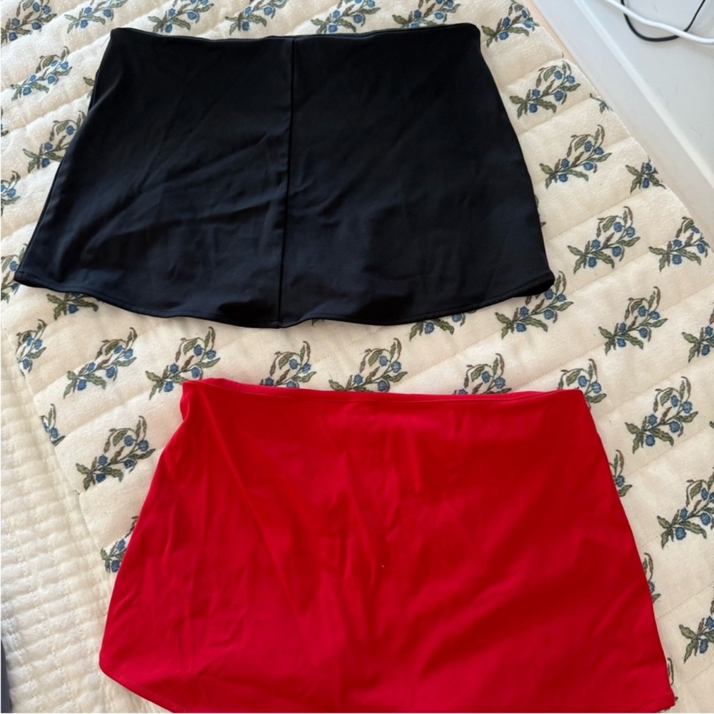 Danielle Guizio Black and Red Mini Skirt Set